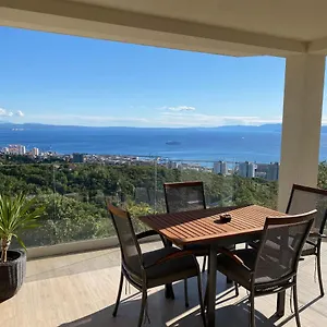 Drenova Hills , Rijeka Kroatien